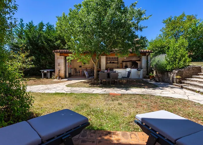 Kapetanova Villa